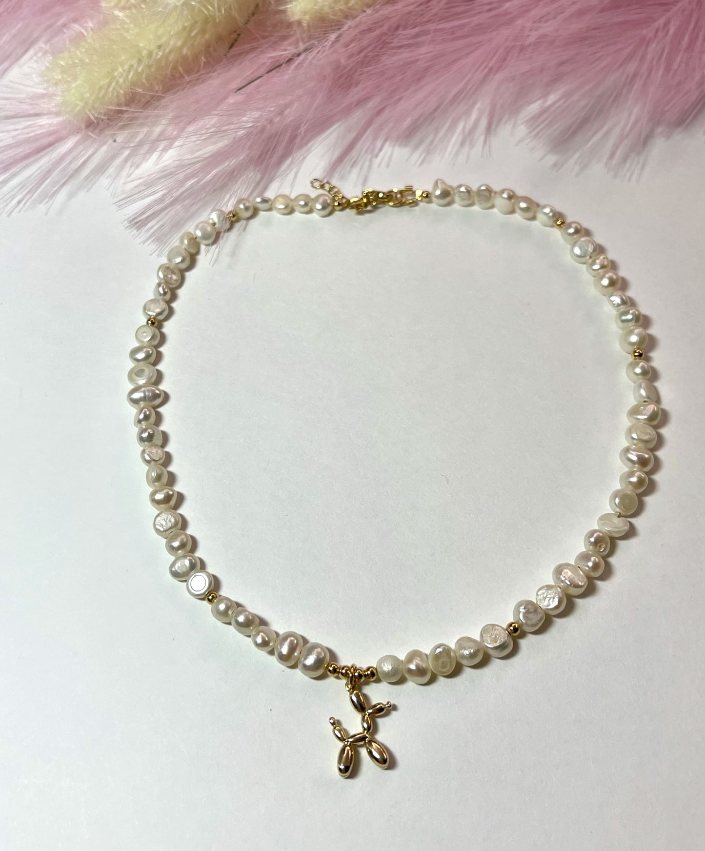 BALLOON DOG NECKLACE