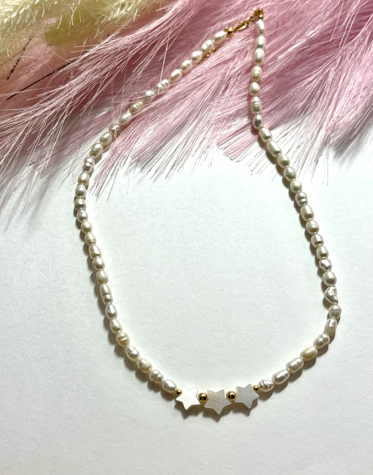 THREE STAR NECKLACE