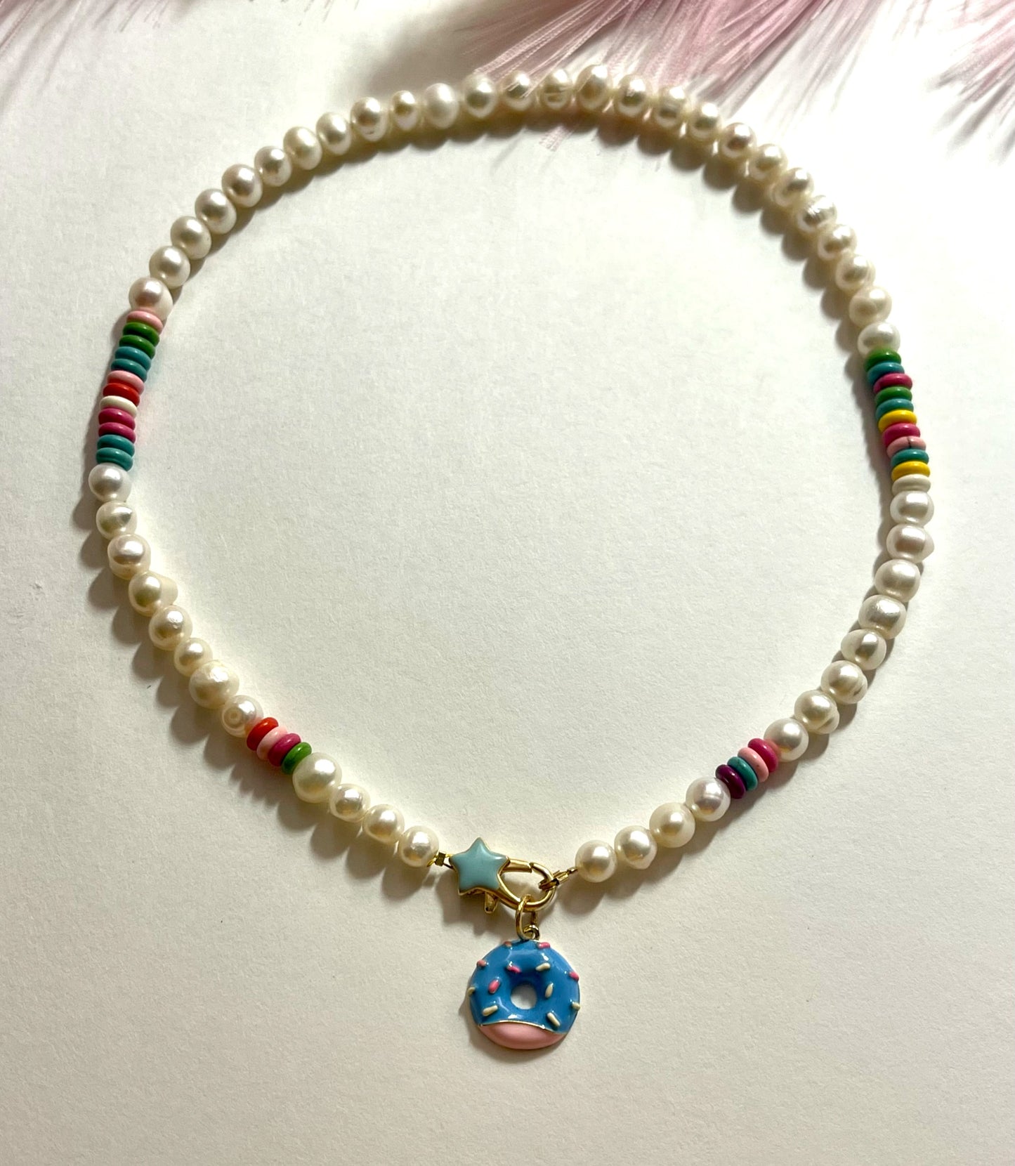 YUMMI DONUT NECKLACE