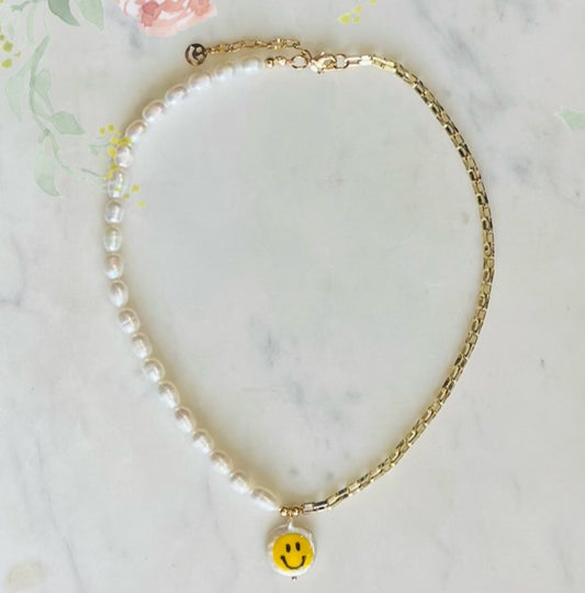 ALL SMILES NECKLACE