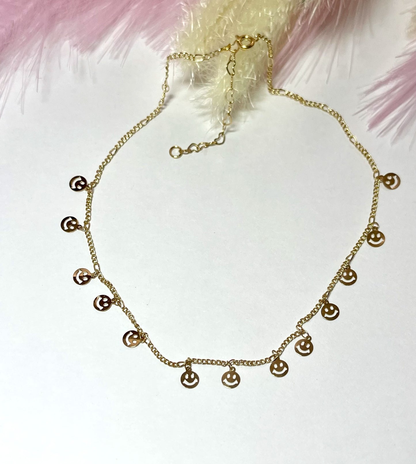 GOLDEN HAPPY FACE NECKLACE
