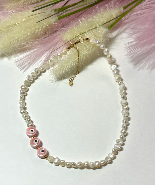 THREE LUCK EYES NECKLESS